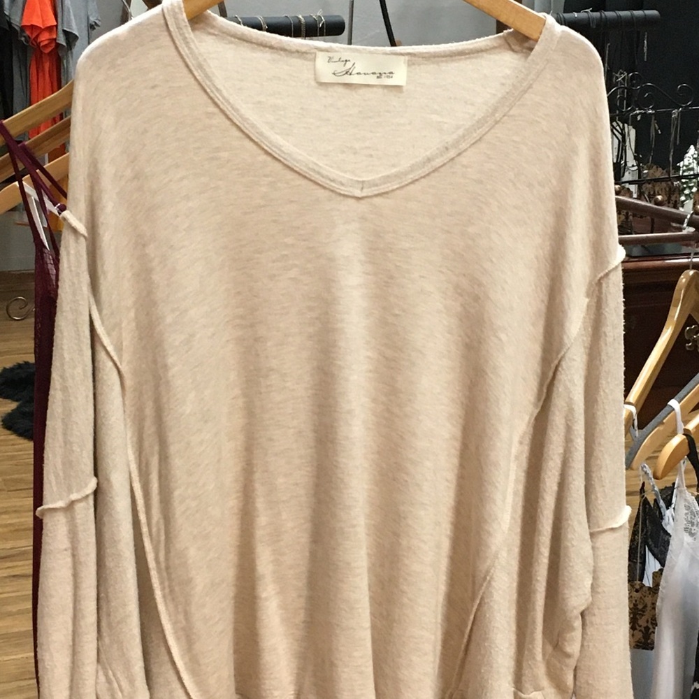 •Vintage Shauana Beige Cozy Tunic Blouse